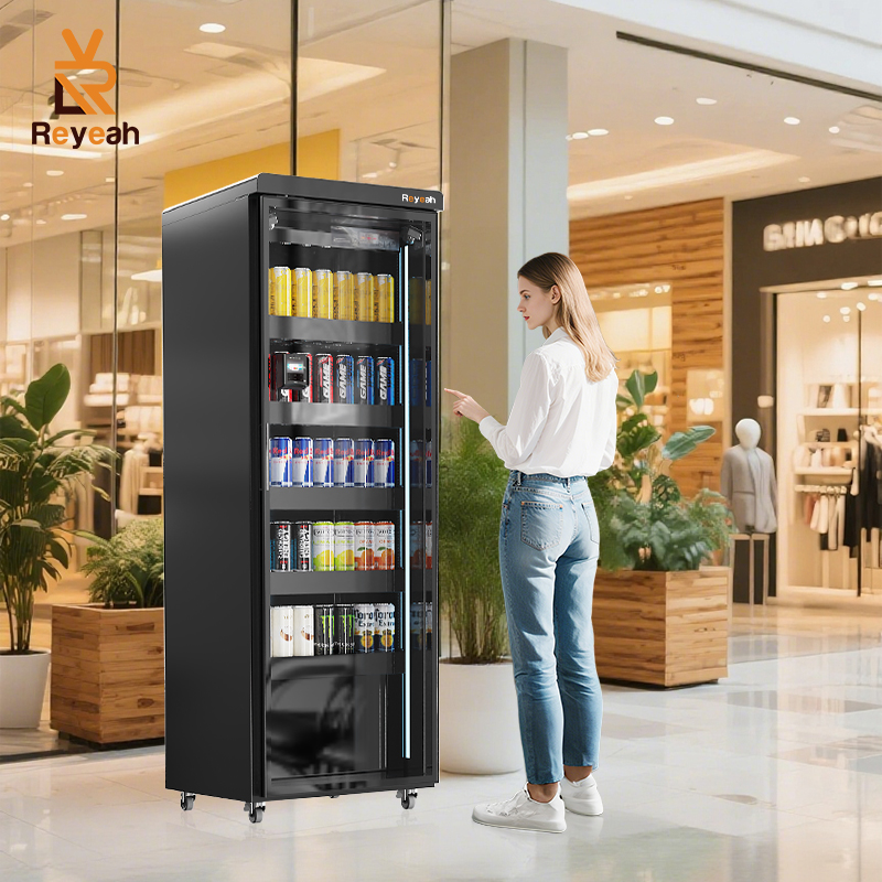Fridge Vending Machine In Shopping Mall